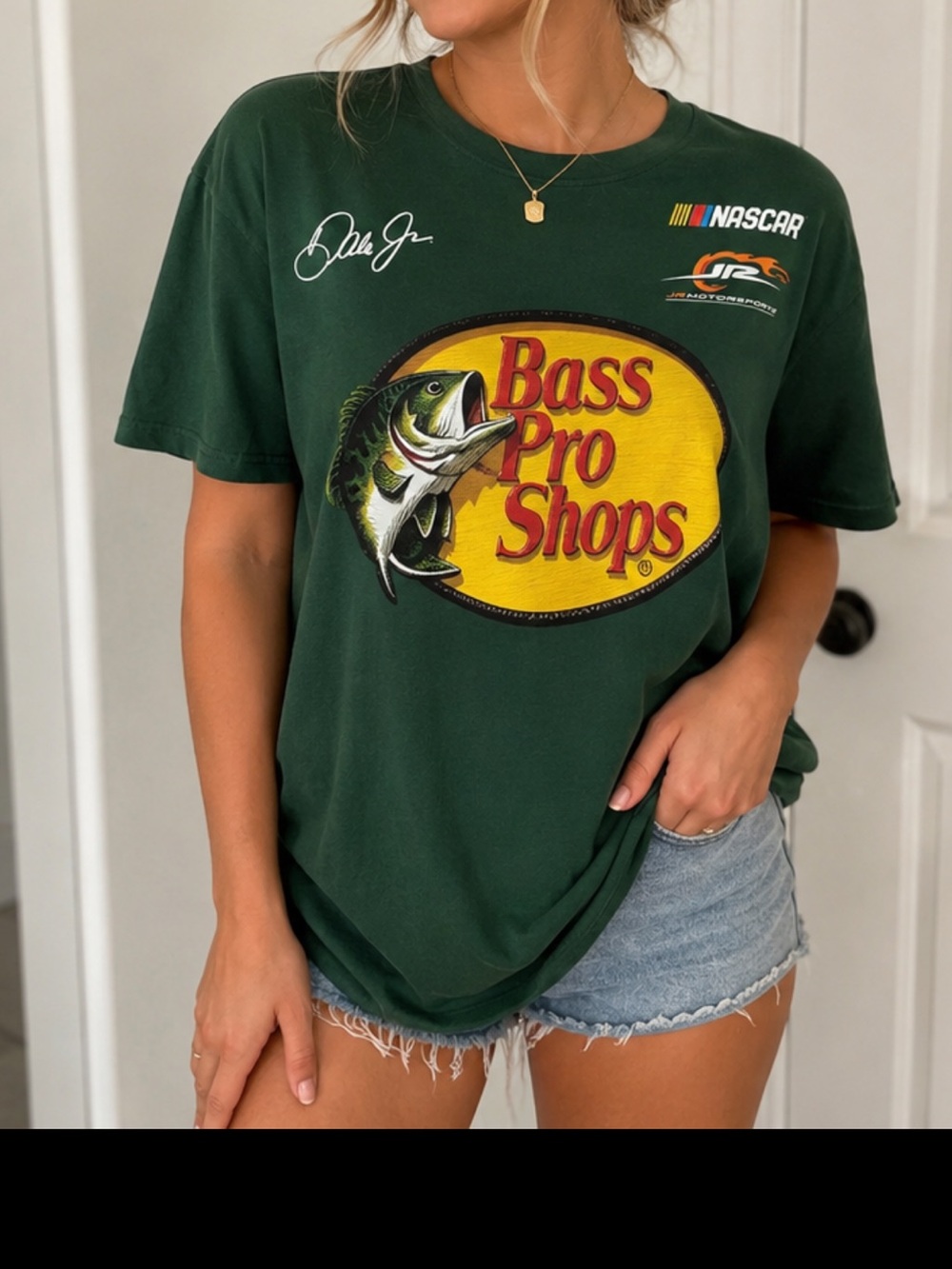 NASCAR Dale Jr Bass Pro Shops Women’s XXL Graphic Tee Green